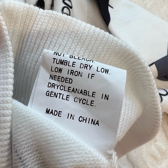 Girls Kitty Cat top shirt pullover crew neck with matching hair bows. - Picture 11 of 17